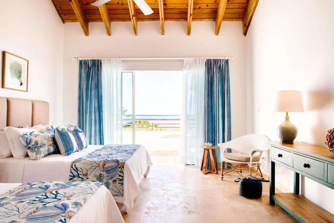 Ileverde A32 - Beachfront Condo Punta Cana