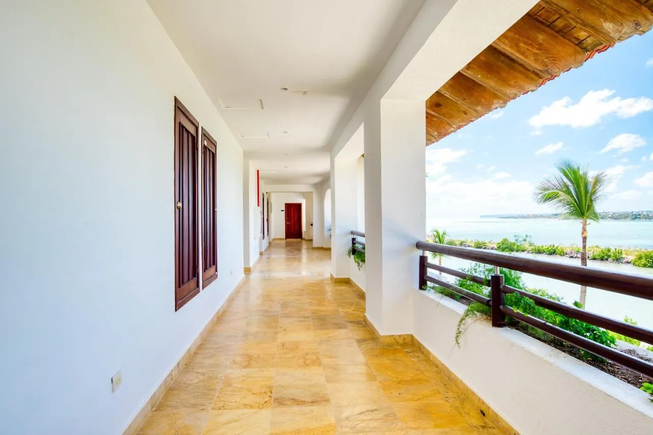 Ileverde A32 - Beachfront Condo Punta Cana 0*,
